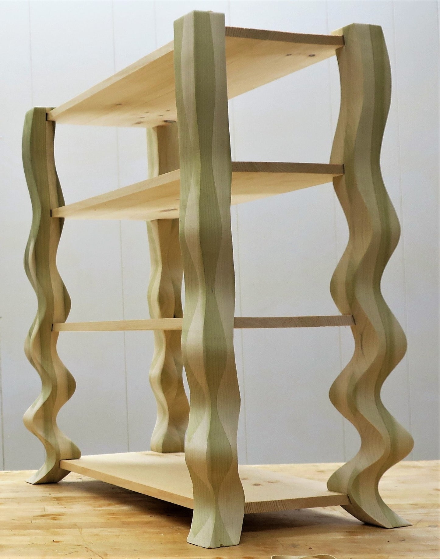 Melting Display Shelves Plan